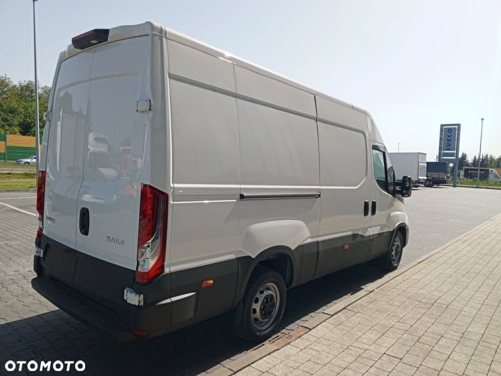 Iveco 35S16V - 3