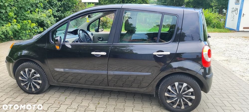 Renault Modus - 24