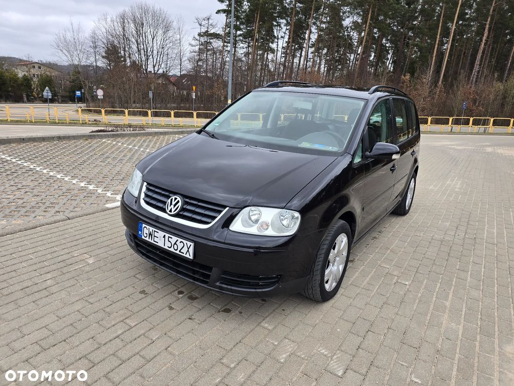 Volkswagen Touran - 9