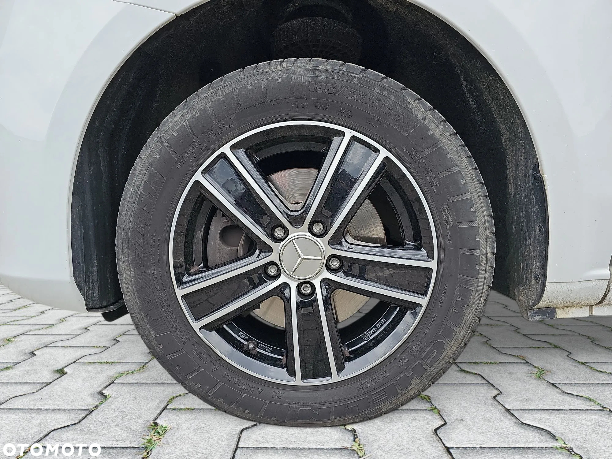 Mercedes-Benz Vito Mixto 110 CDI L2 447.703 - 9