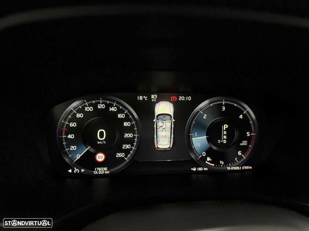 Volvo V60 2.0 D3 Momentum Core Geartronic - 20