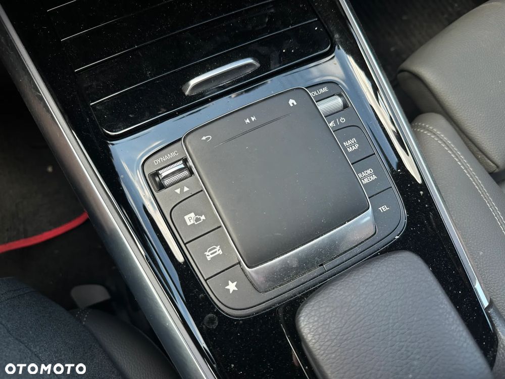 Mercedes-Benz EQA 250 - 15