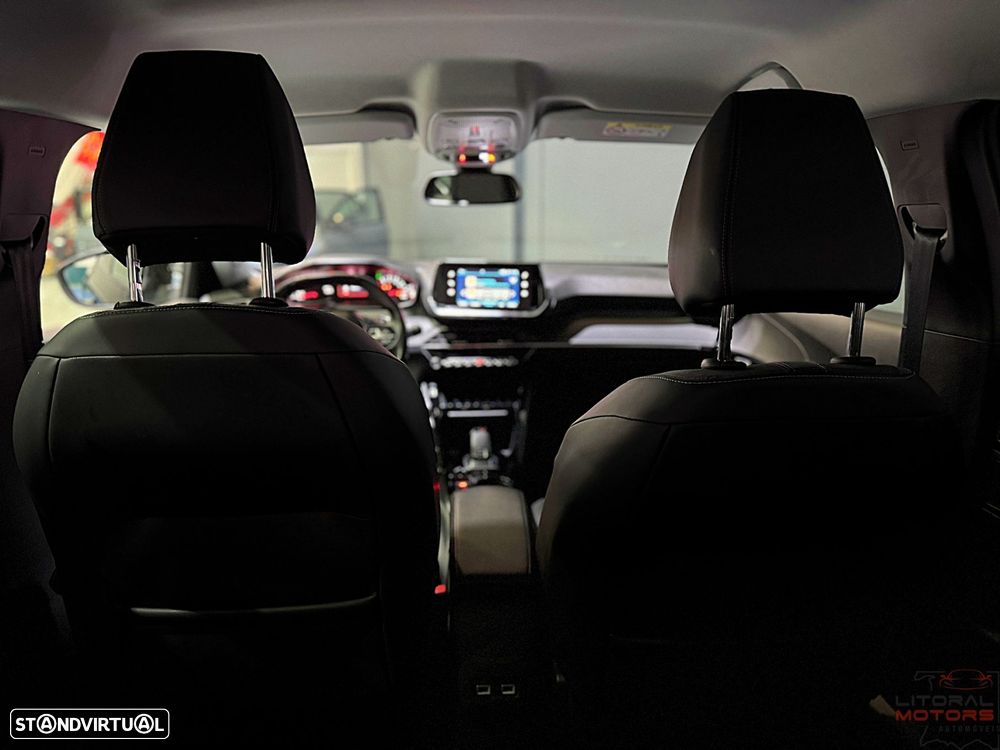 Peugeot 2008 1.2 PureTech Allure EAT8 - 10