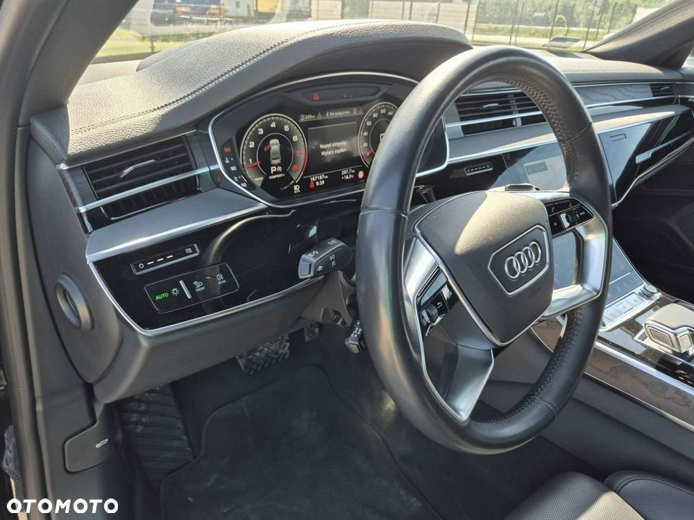 Audi A8 - 18