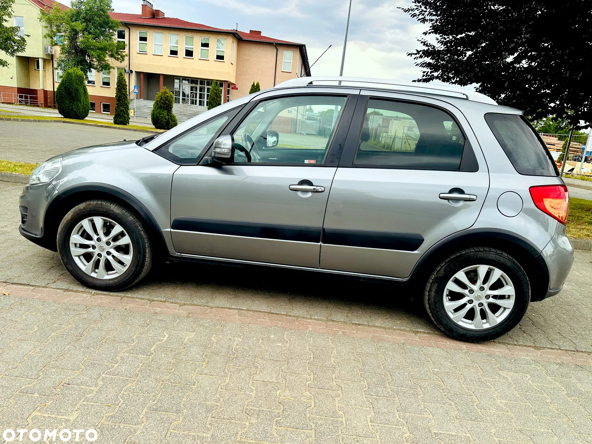 Suzuki SX4 1.6 Premium - 8