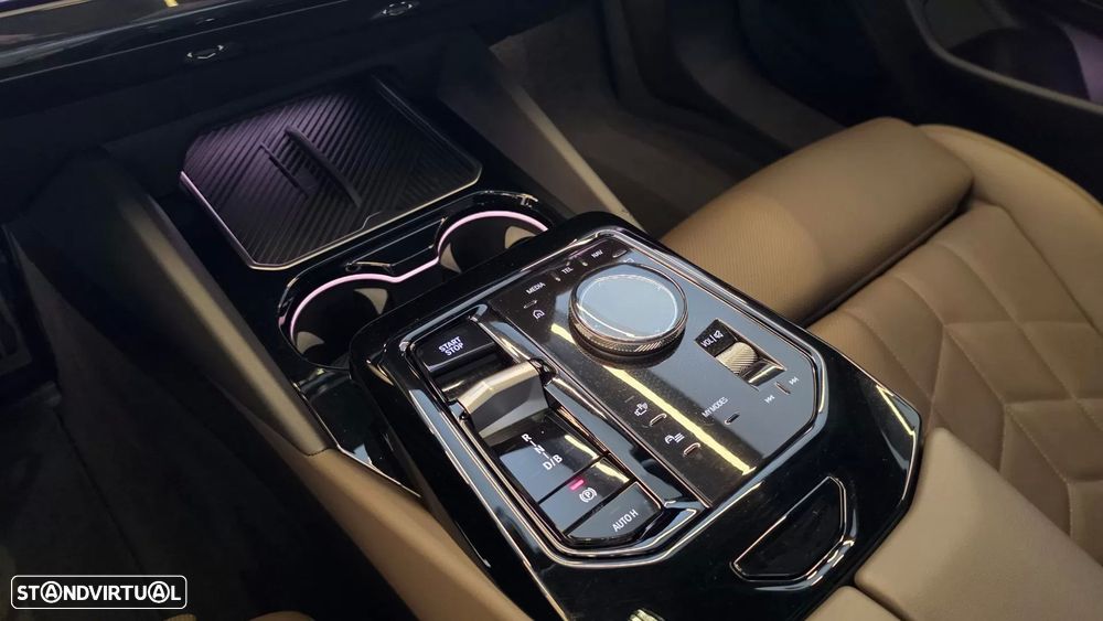 BMW i5 eDrive40 Pack Desportivo M Pro - 47