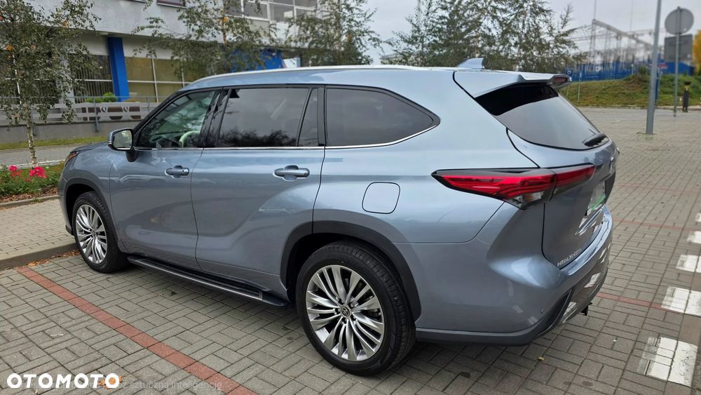 Toyota Highlander 2023 photo 5