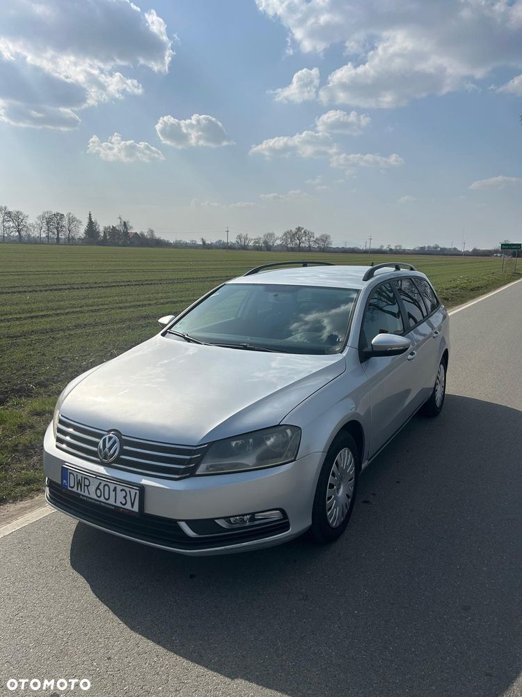 Volkswagen Passat - 16