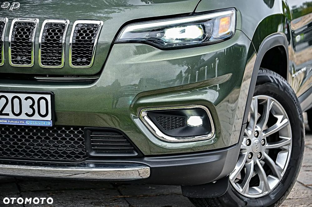 Jeep Cherokee - 8