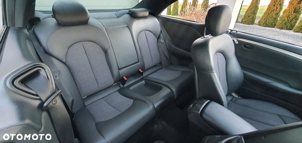 Mercedes-Benz CLK - 7