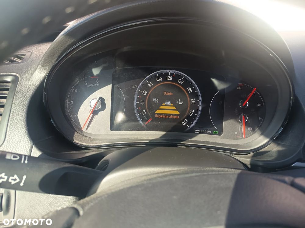 Opel Insignia - 21