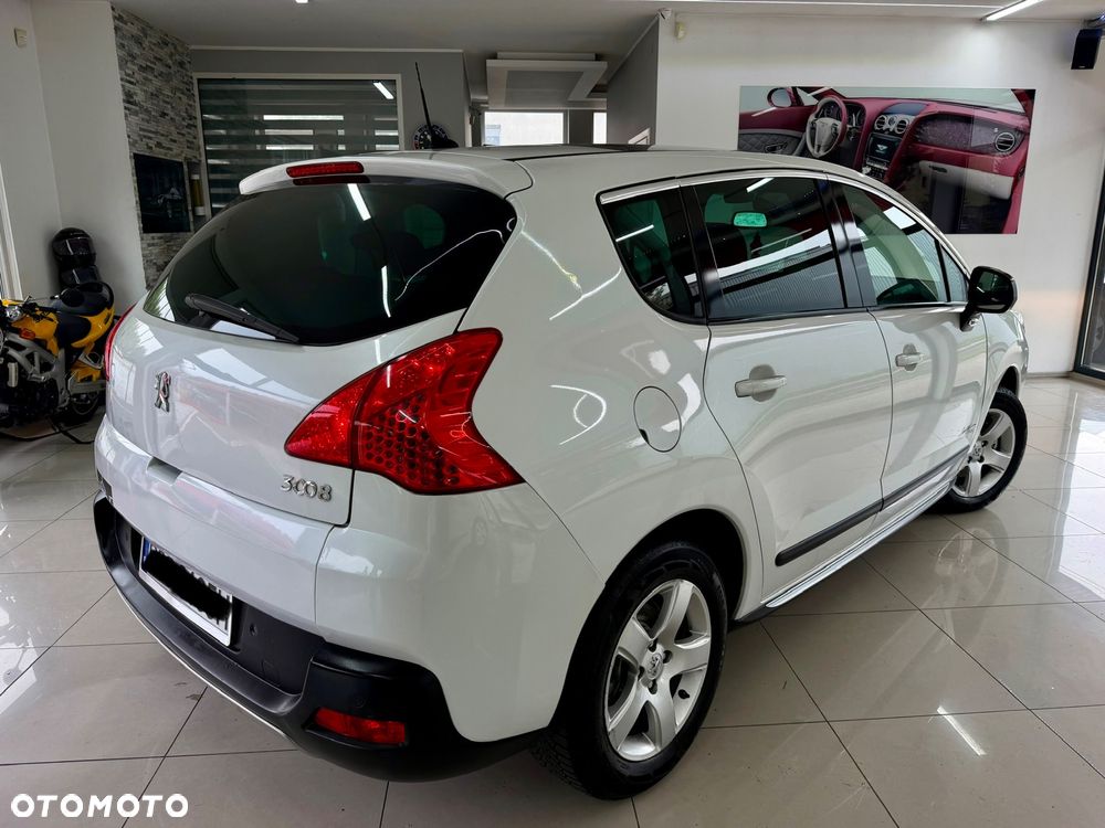 Peugeot 3008 HDi FAP 150 Premium - 23
