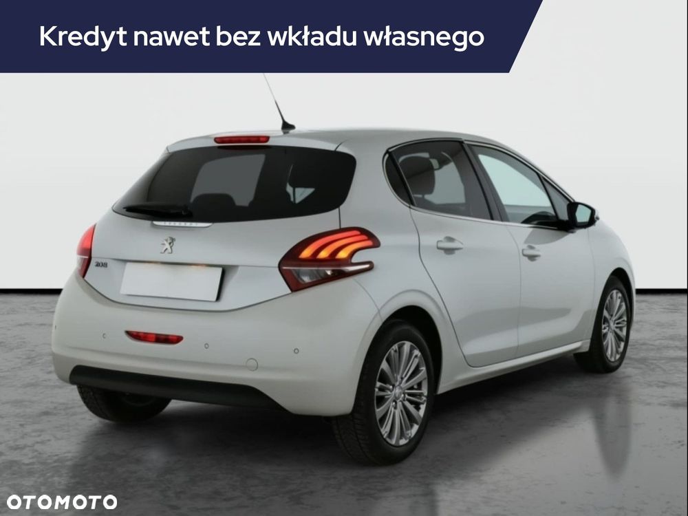 Peugeot 208 - 7