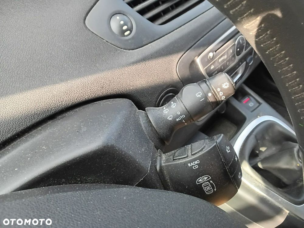 Renault Scenic - 28