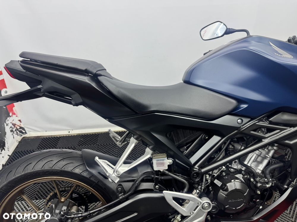Honda CB - 28
