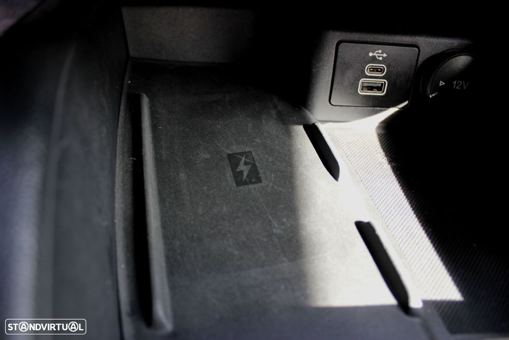 Ford Focus SW 1.5 TDCi EcoBlue ST-Line - 25