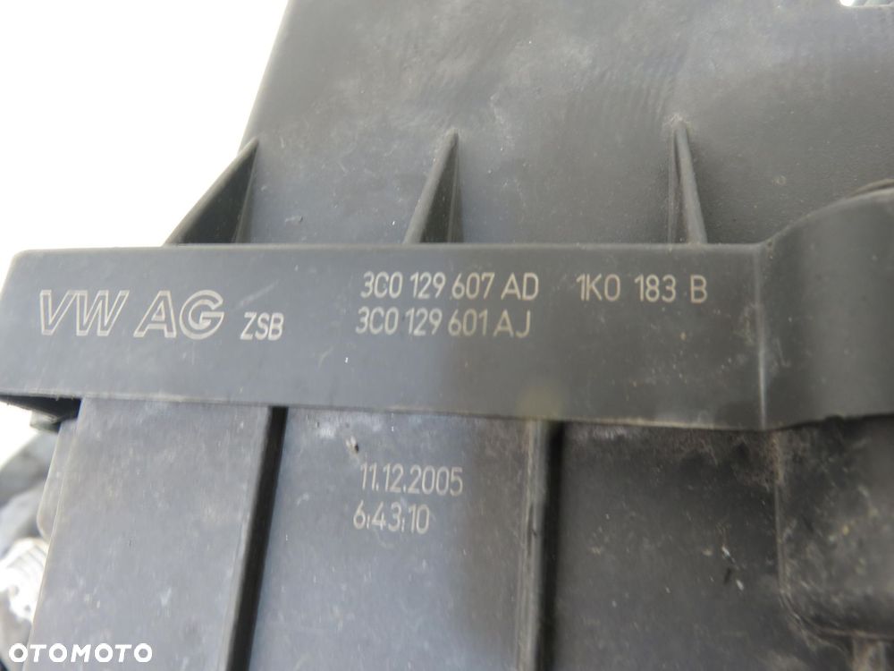 OBUDOWA FILTRA POWIETRZA VW CADDY III 1.9 TDI 3C0129607AD 3C0129601AJ - 2