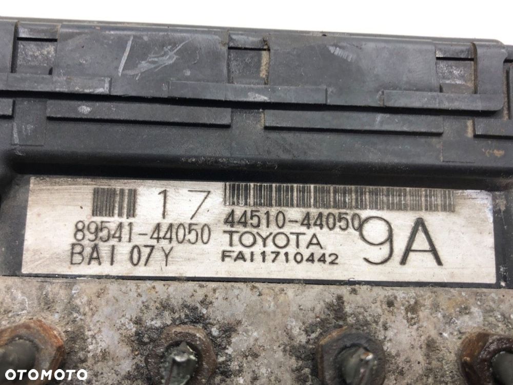 POMPA ABS - 45.00 PLN - TOYOTA AVENSIS VERSO (_M2_) 2001 - 2011 2.0 D (CLM20_) 85 kW [116 KM] olej - 3