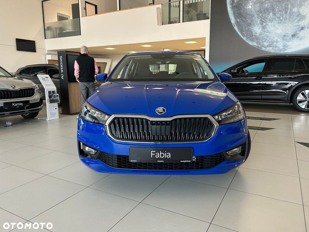 Skoda Fabia 1.0 Essence - 2