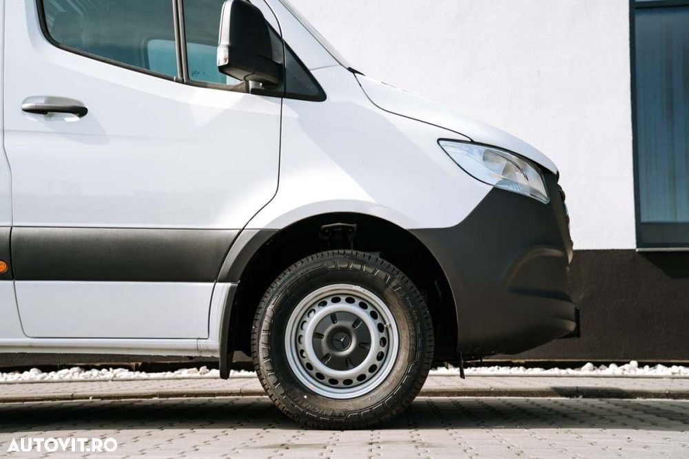Mercedes-Benz sprinter - 30