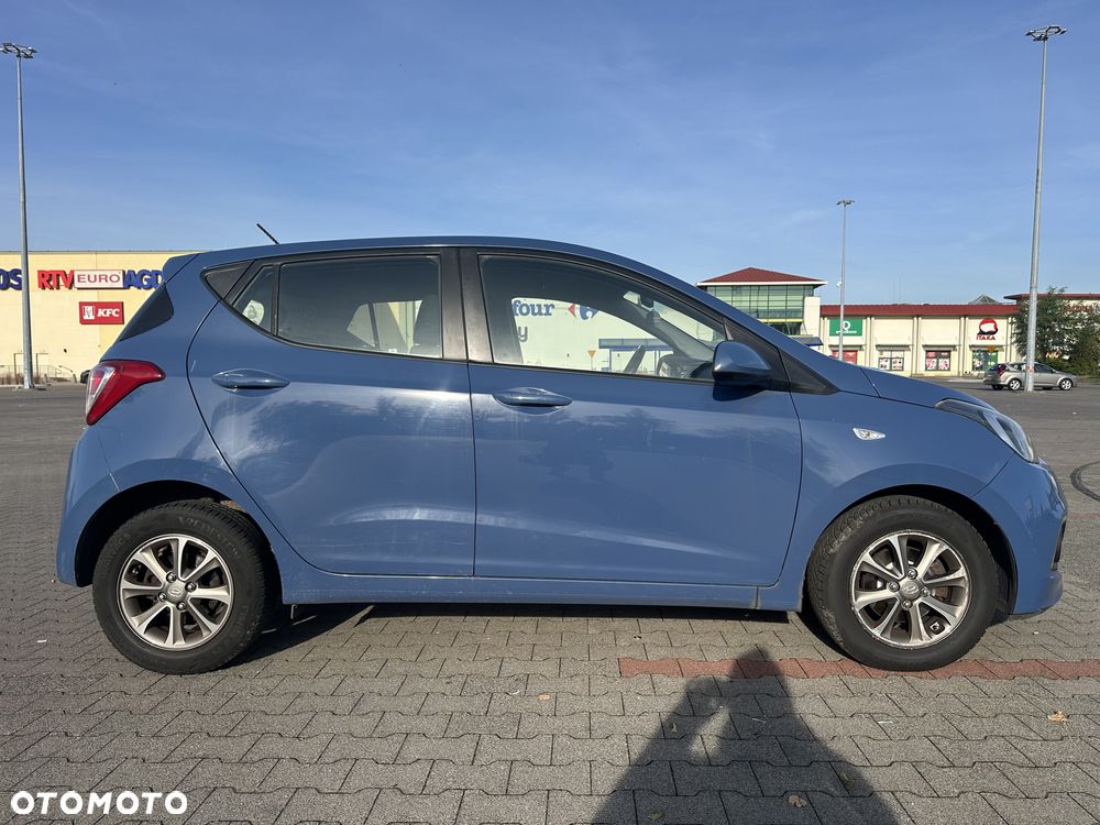Hyundai i10 1.0 YES Gold - 11