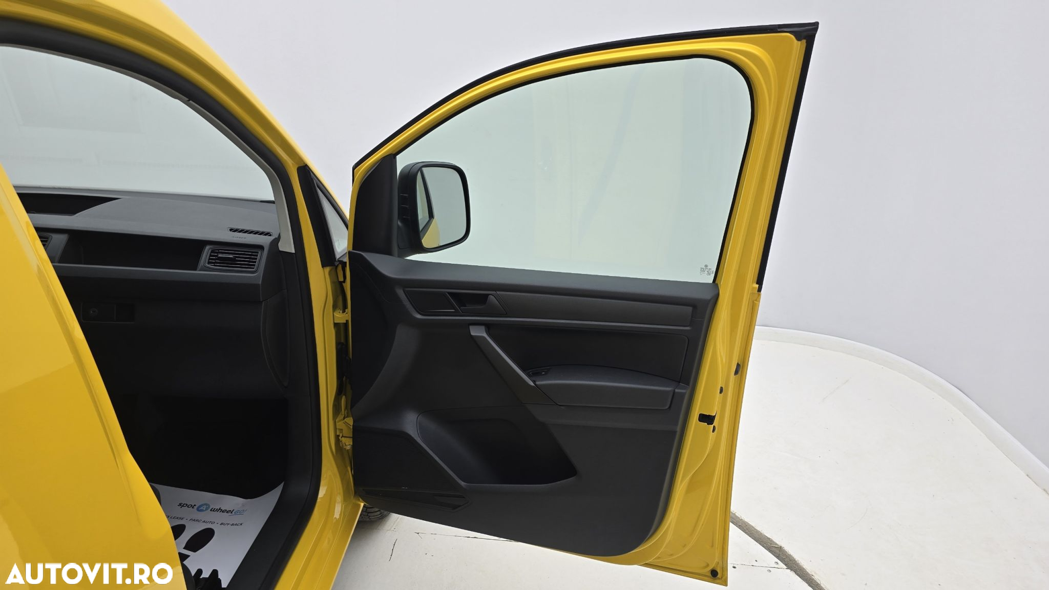 Volkswagen Caddy - 18