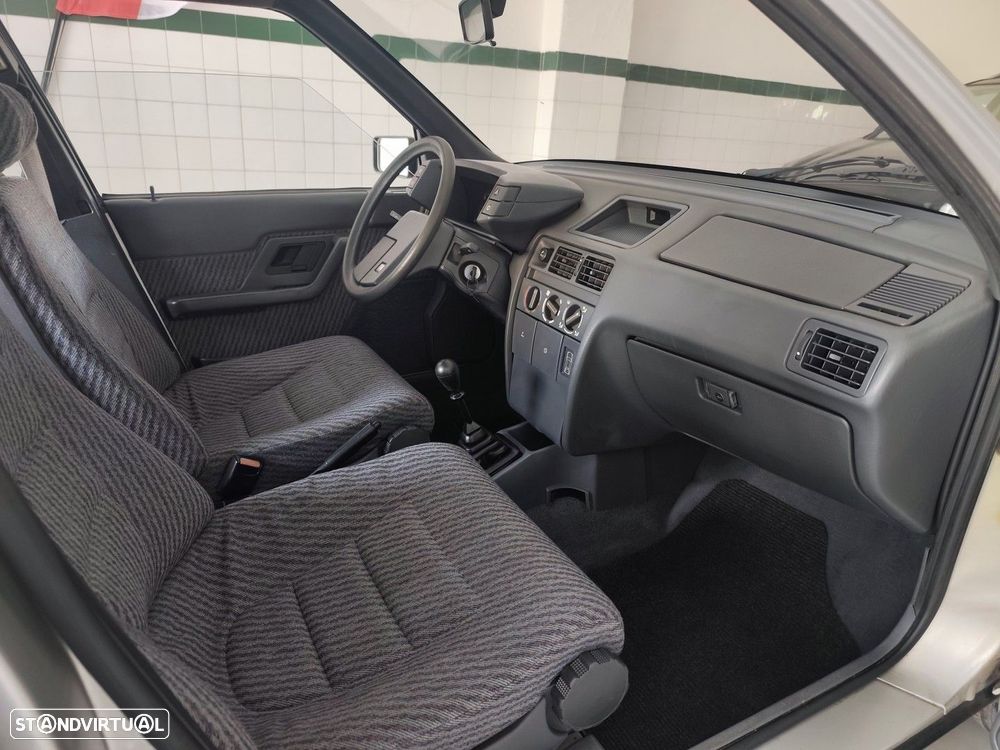Citroën BX 19 TRD - 11