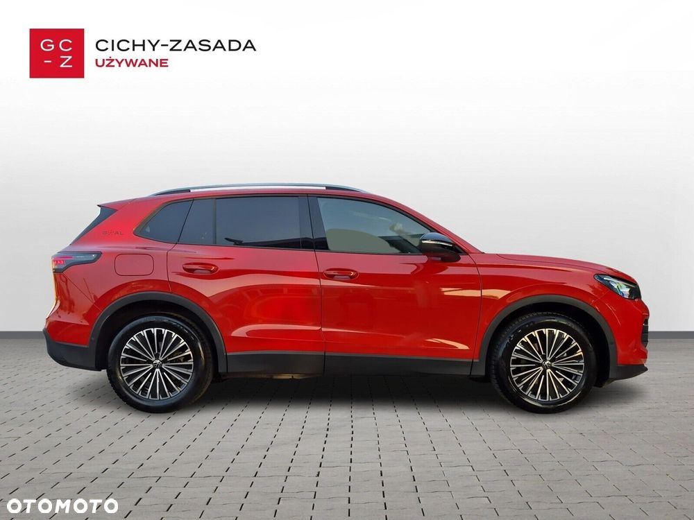 Volkswagen Tiguan - 6