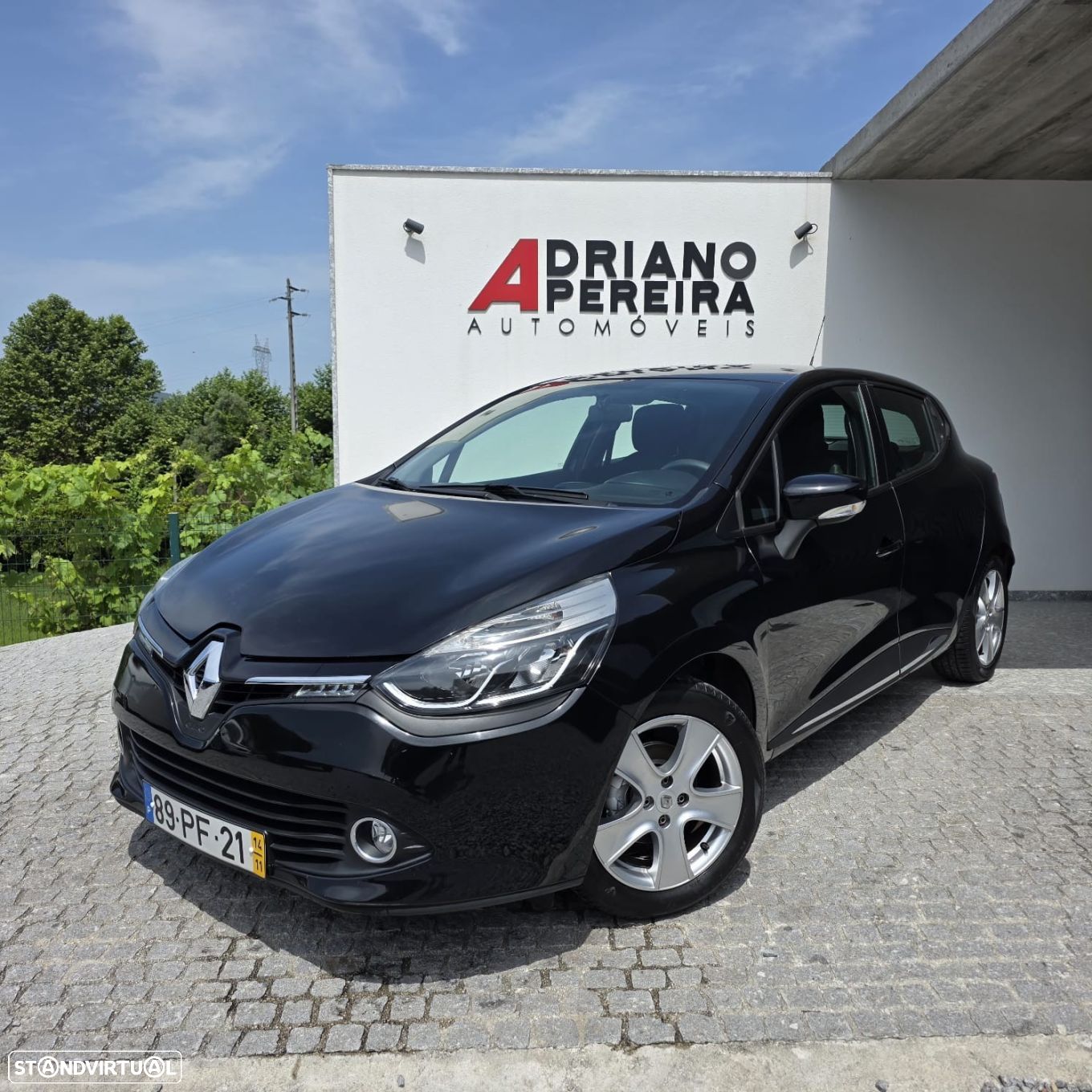 Renault Clio 0.9 TCE Dynamique S - 1