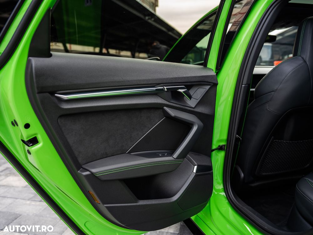 Audi RS3 TFSI quattro S tronic - 33