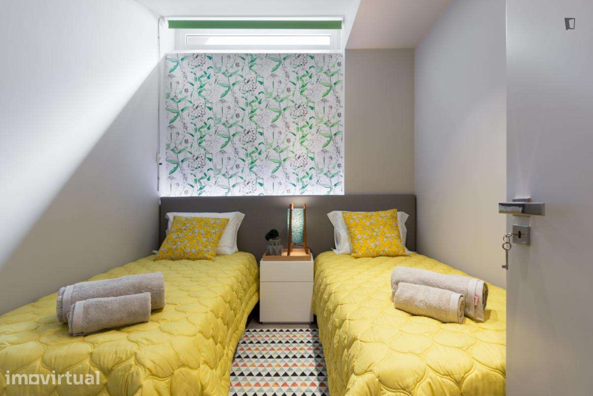 Apartamento com 3 quartos - localizado em Cedofeita Porto - Grande imagem: 5/52