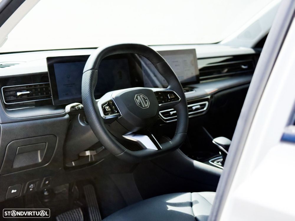 MG EHS 1.5 T-GDI Plug-in Hybrid Luxury - 33