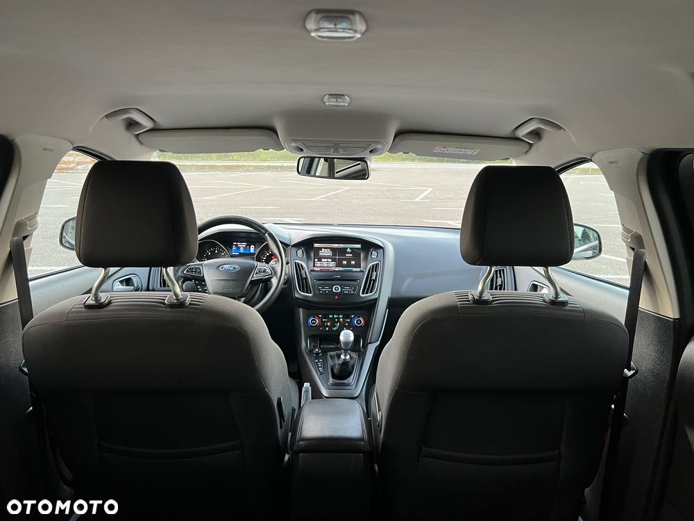 Ford Focus - 20