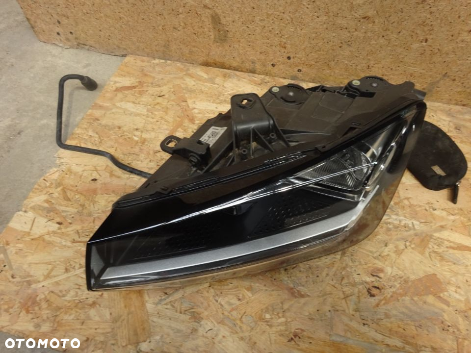 81a941003 lampa przednia lewa halogen zwykla audi Q2 81A czesci - 2