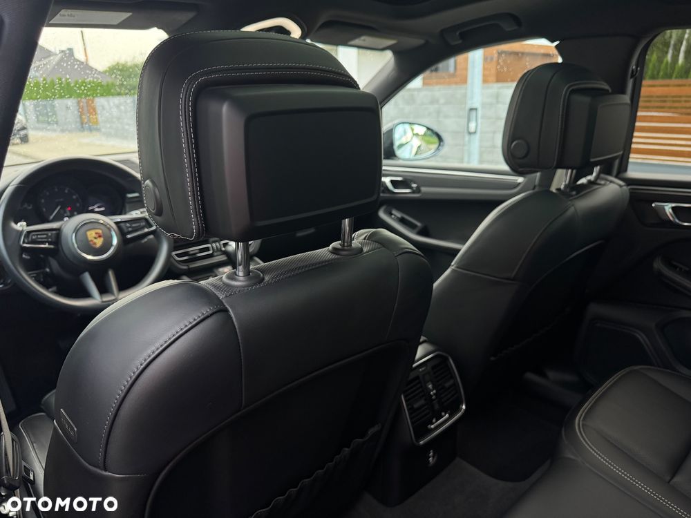 Porsche Macan Standard - 28