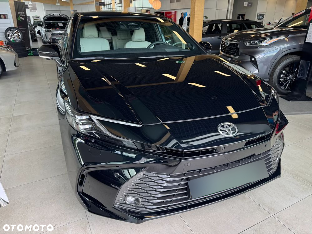 Toyota Camry 2.5 Hybrid Executive CVT - 2