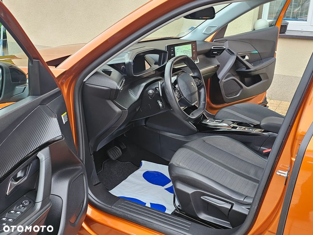 Peugeot 2008 1.5 BlueHDi Allure Pack S&S EAT8 - 22