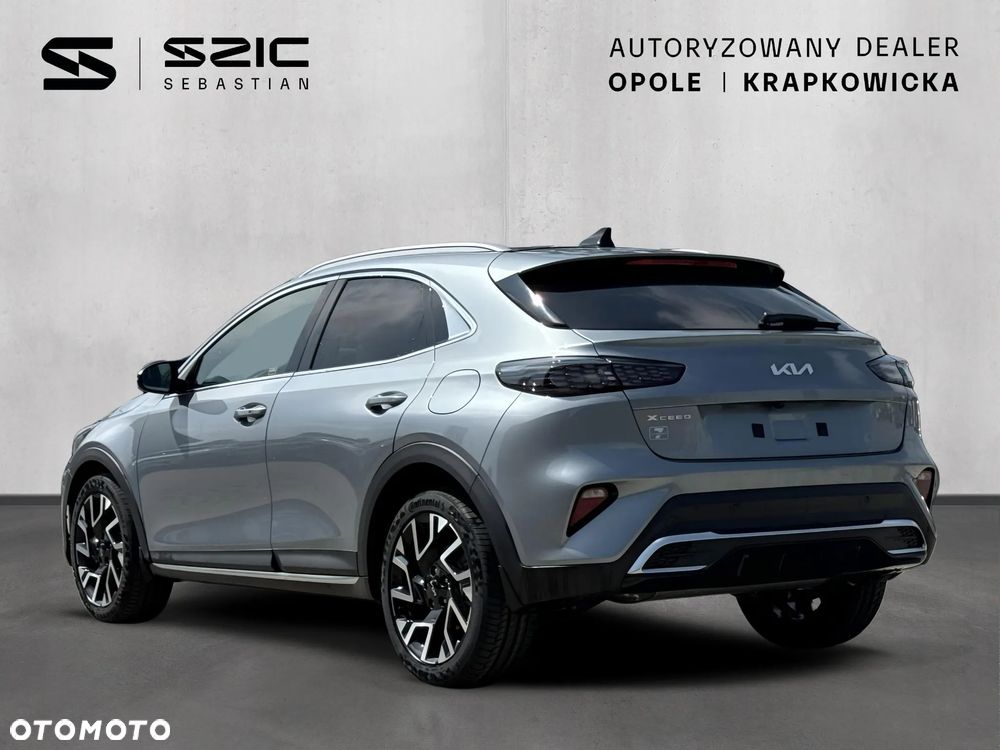 Kia XCeed 1.6 T-GDI Tribute DCT - 4