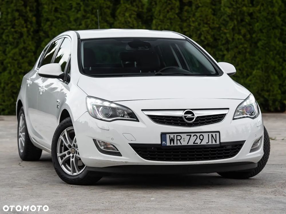 Opel Astra 1.4 Turbo - 1