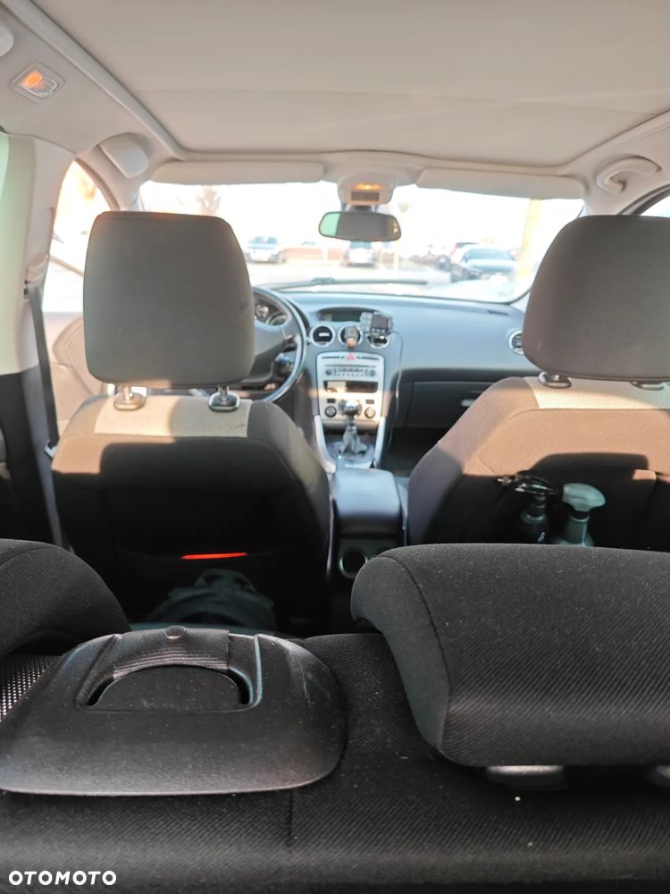 Peugeot 308 1.6 HDi Premium - 13