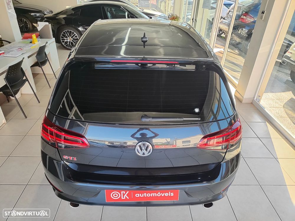 VW Golf GTI 2.0 TSI OPF DSG Performance - 11