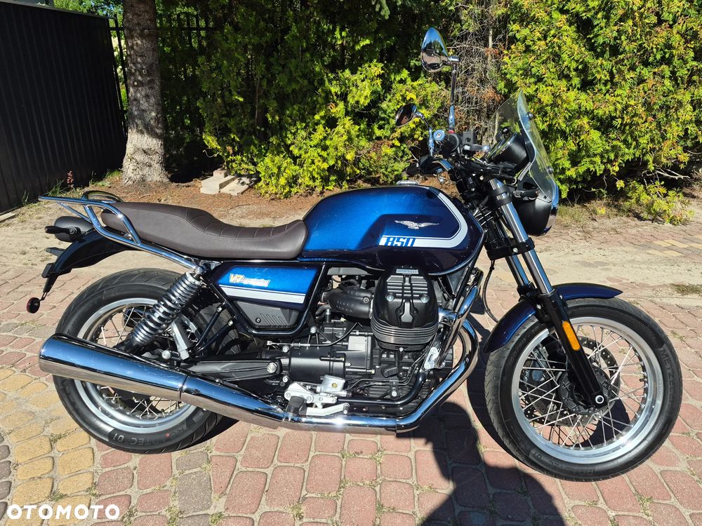 Moto Guzzi V7 - 2