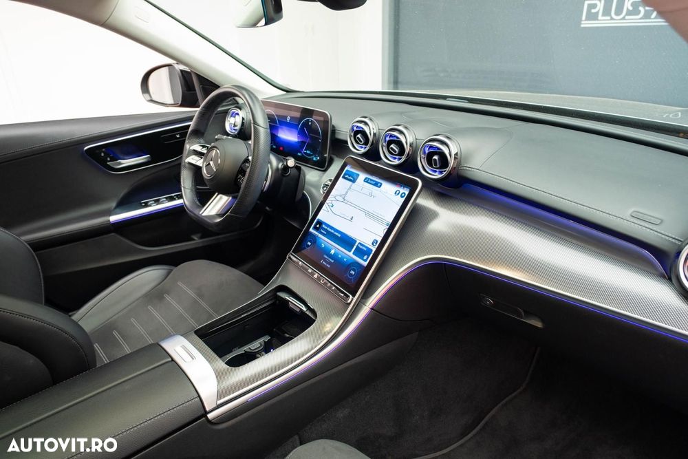 Mercedes-Benz C - 33