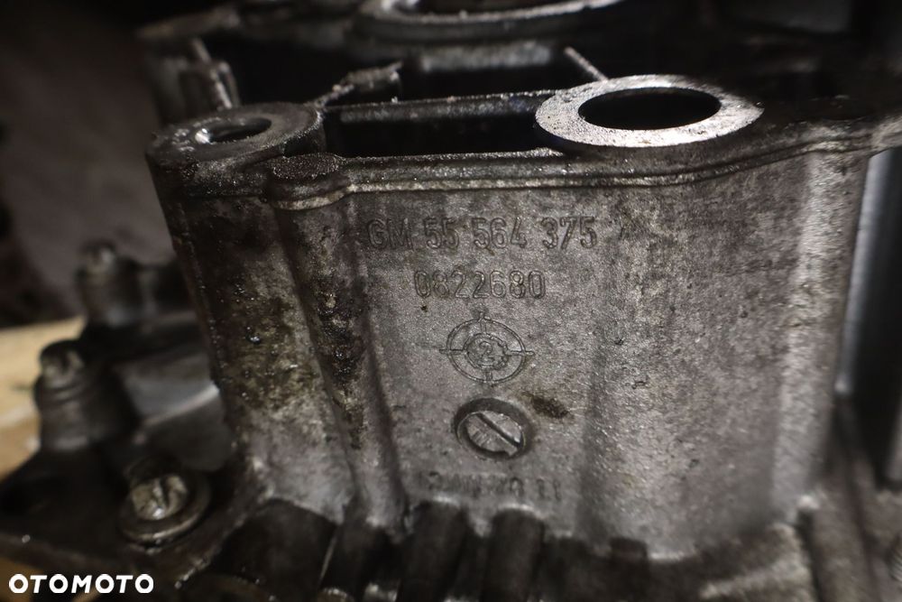 SKRZYNIA BIEGÓW 6 BIEGOWA OPEL ASTRA J 2.0CDTI F40 - 6