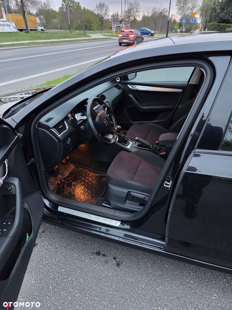 Skoda Octavia 1.8 TSI Style - 9