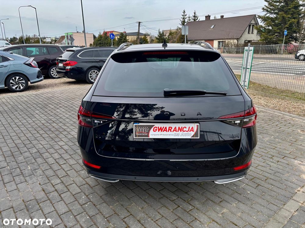 Skoda Superb 2.0 TDI SCR 4x4 Sportline DSG - 9