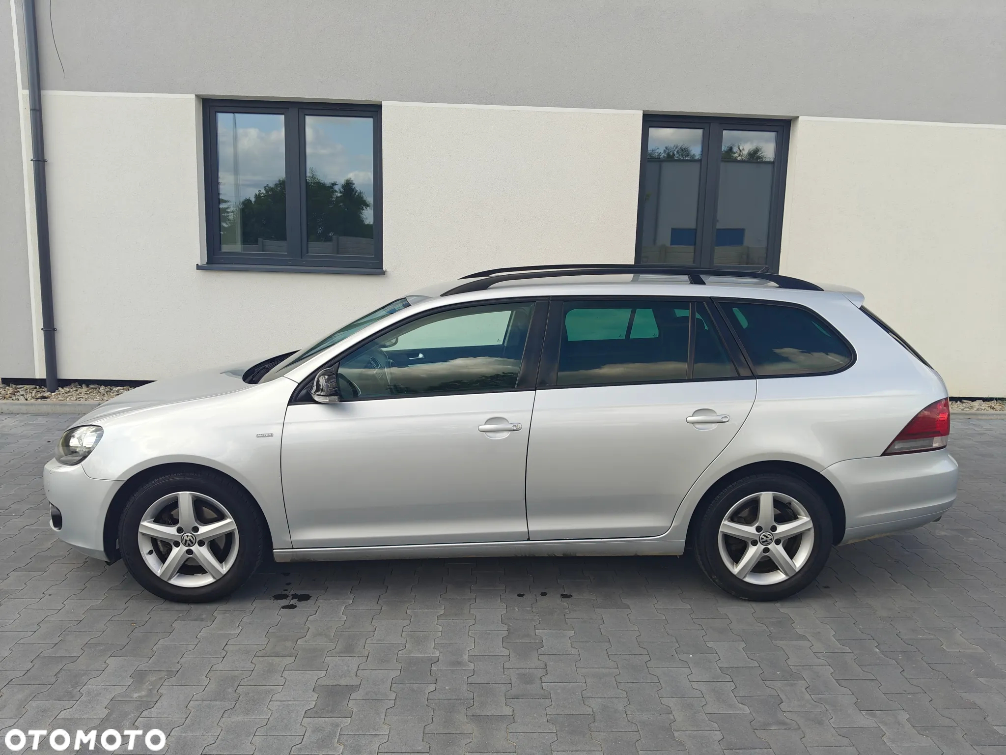 Volkswagen Golf 1.6 TDI DPF DSG MATCH - 4