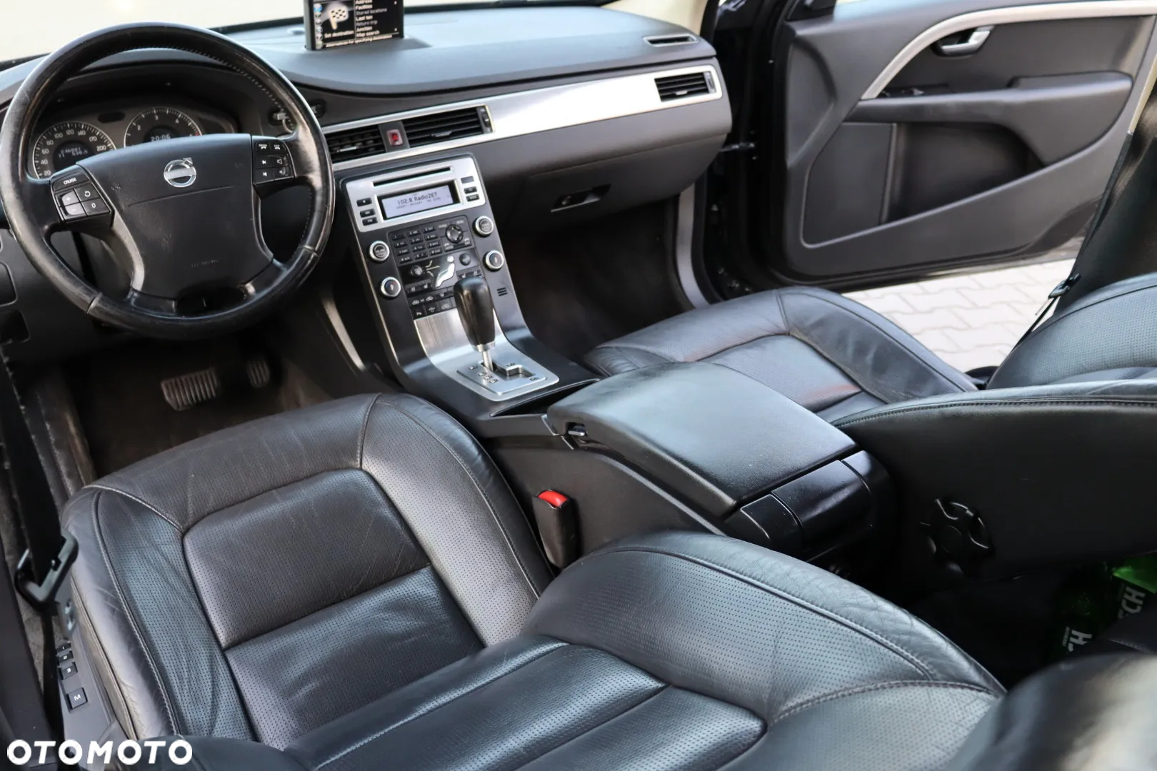 Volvo V70 D5 Summum - 17