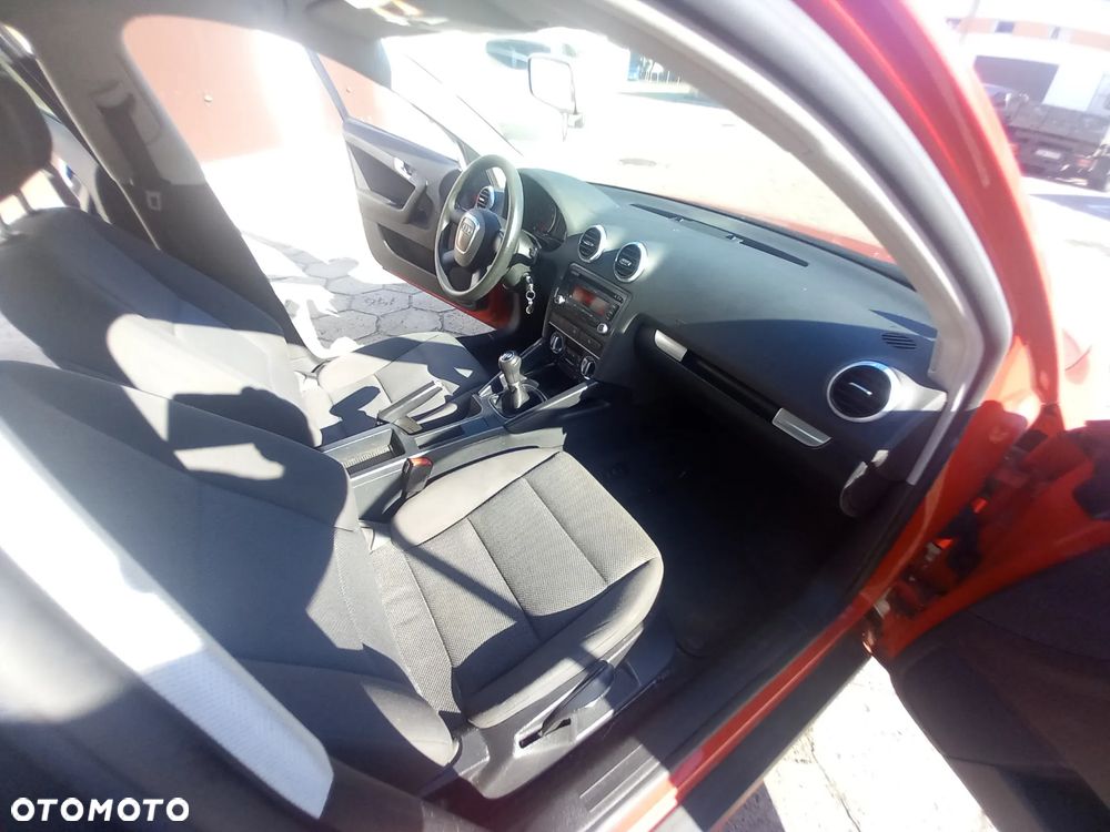 Audi A3 Sportback 1.6 Ambition - 27
