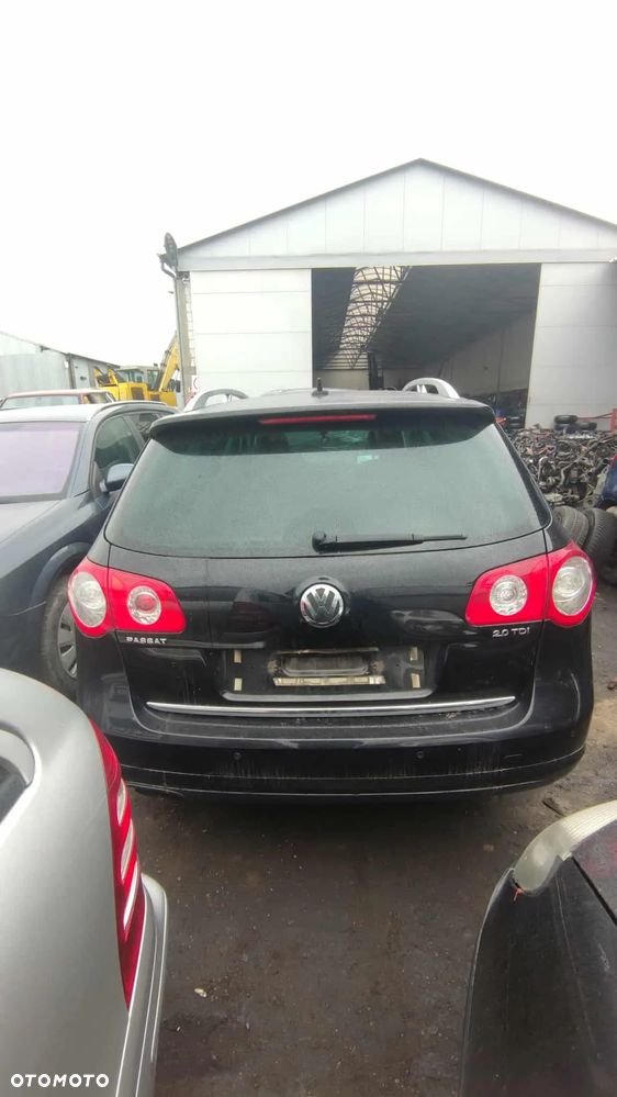 Zestaw Pakiet R-line Passat B6 dokładka lotka emblematy - 4